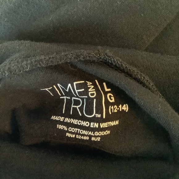 Time And Tru Merry Christmas Dog Long Sleeve Top Black Size Large - Picture 8 of 11
